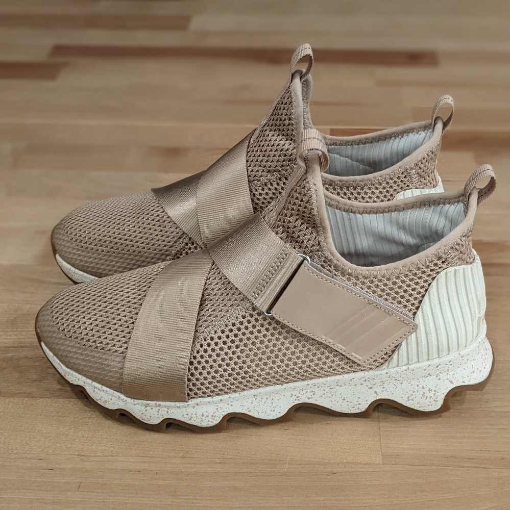 Sorel Kinetic Mid-Top Sneakers | Grey / Taupe | Women’s size 10